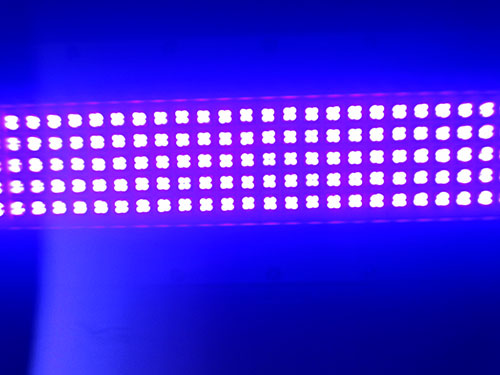 UV-LED固化機(jī)技術(shù)因節(jié)能、環(huán)保成為UV LED面光源發(fā)展方向